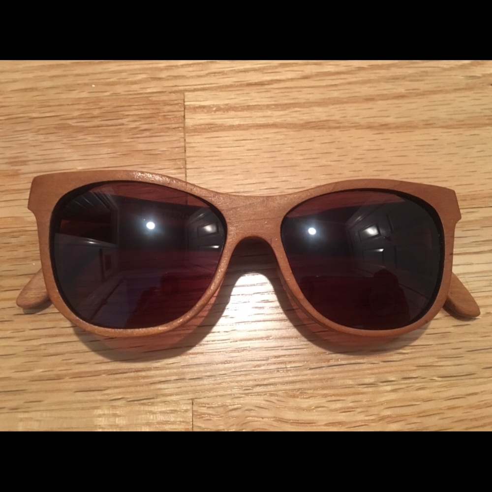 Capital Eyewear Sunglasses - 1 round/1 square